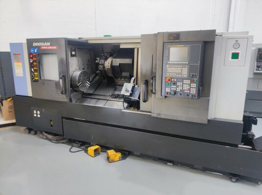Tour CNC Doosan Puma 2600 LMB Année 2014