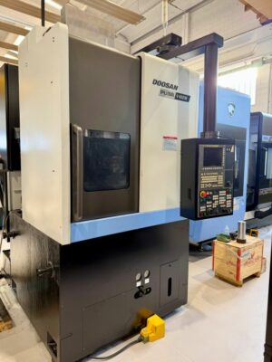 Tour vertical  Doosan V 400 M Année 2019