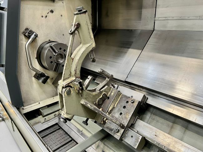 30139 VICTOR VTURN 40220 CNC Lathe with Fanuc 0i-TC Control. Year 2013 - 8