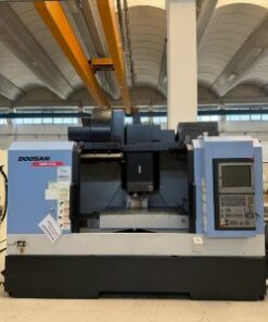 Centre d’usinage DOOSAN DNM 650 Année 2012