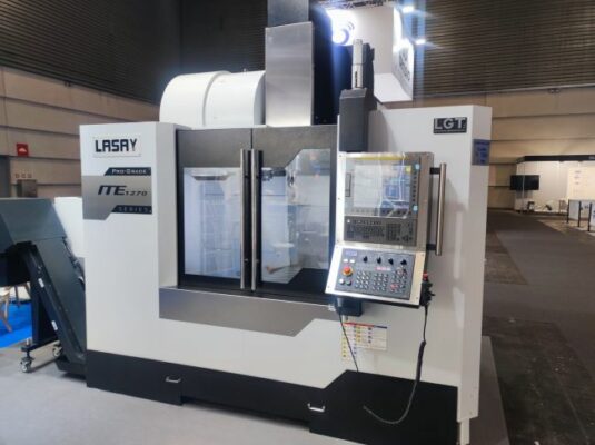 Centre d'usinage vertical ME 1270 CN Fanuc